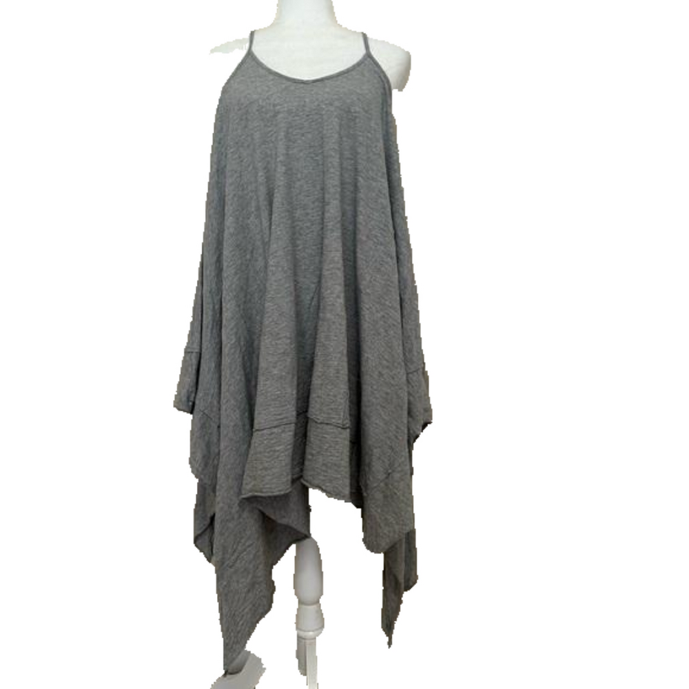 Loveriche Sharkbite Tank NWOT